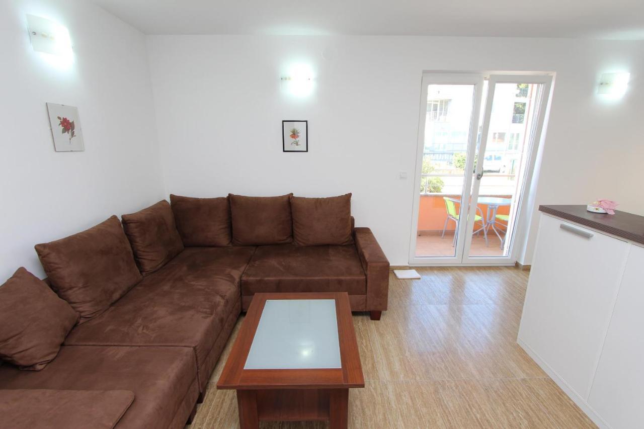 רוביני Apartments Hanna מראה חיצוני תמונה
