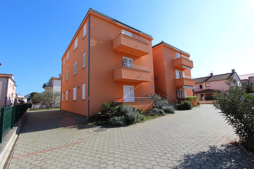 רוביני Apartments Hanna מראה חיצוני תמונה