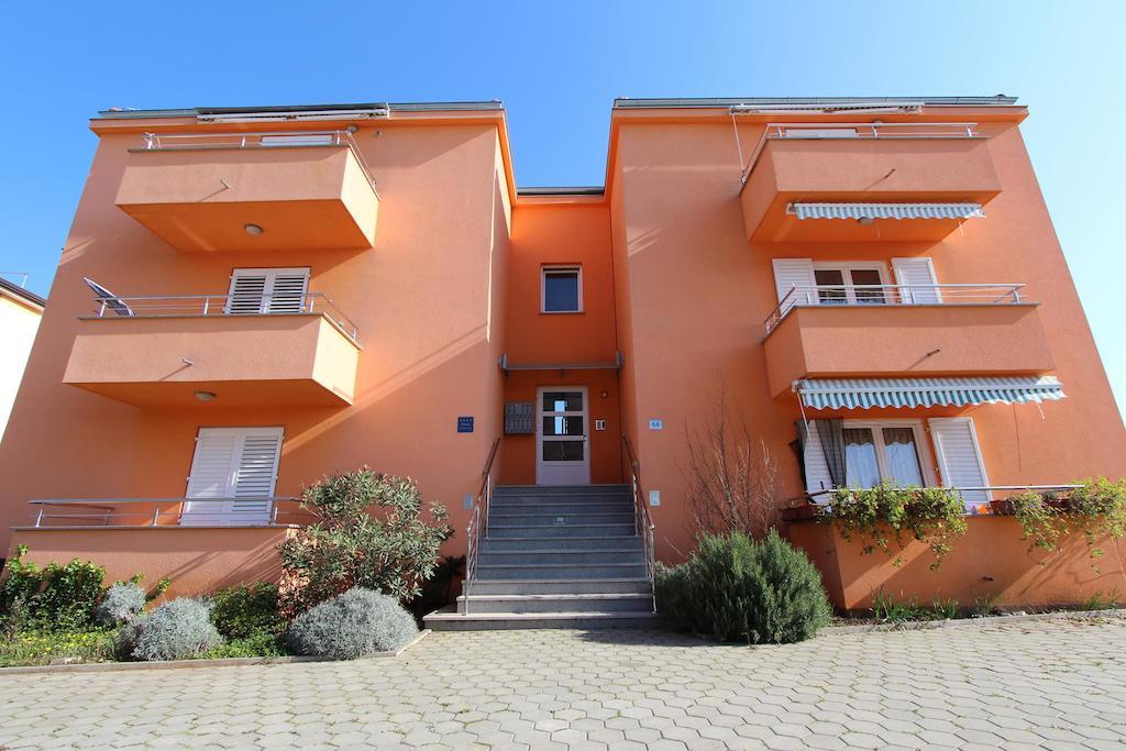 רוביני Apartments Hanna מראה חיצוני תמונה